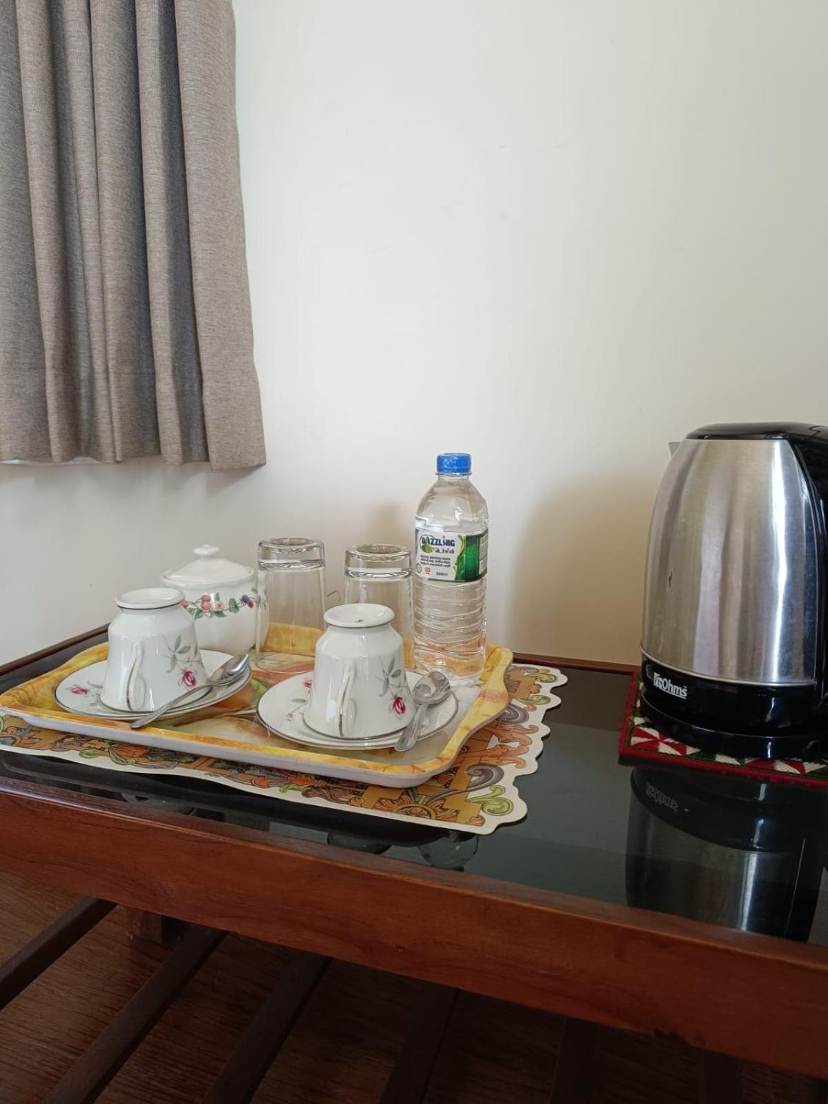 Shalom Apartment Peradeniya Luaran gambar