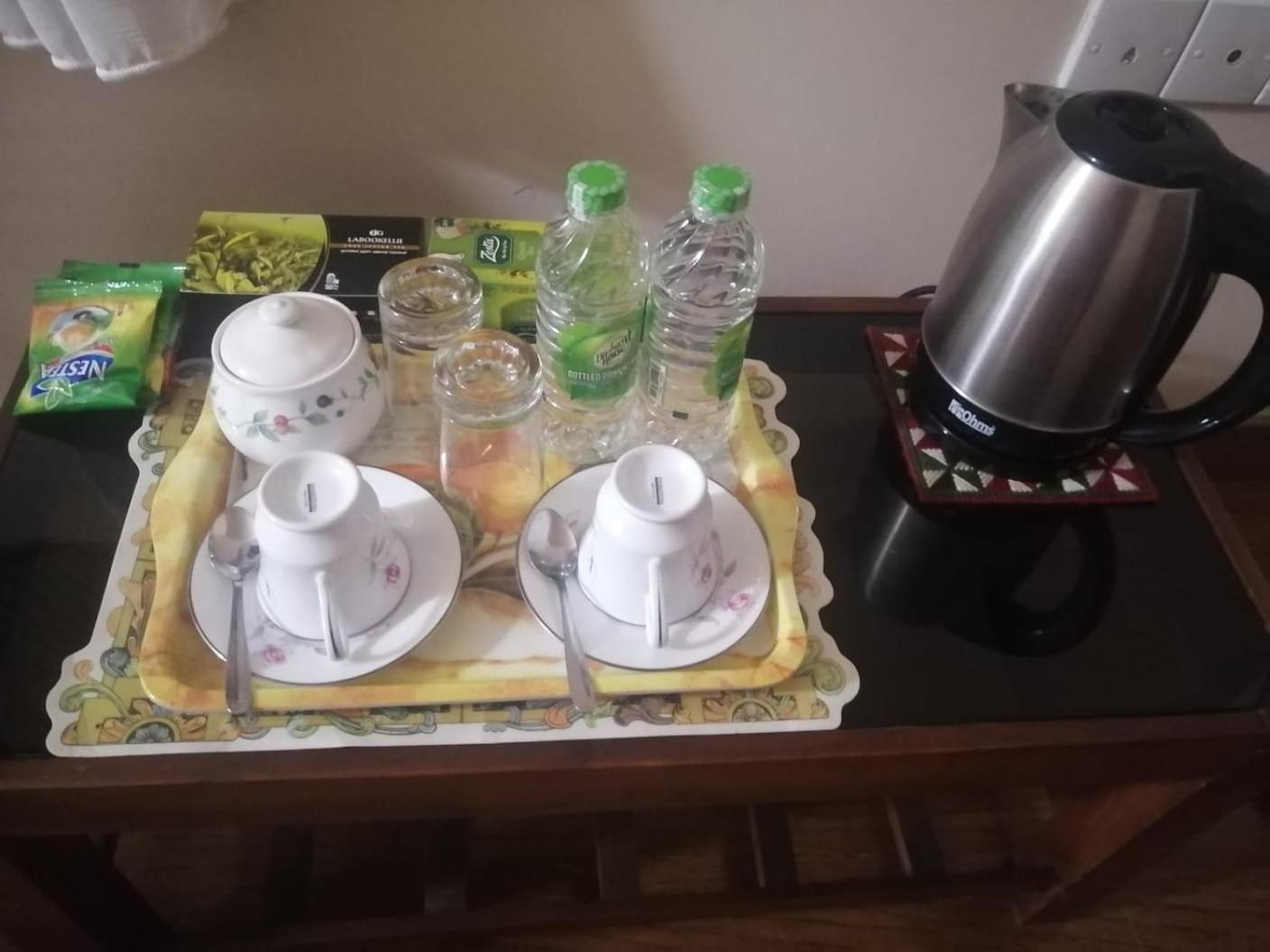 Shalom Apartment Peradeniya Luaran gambar