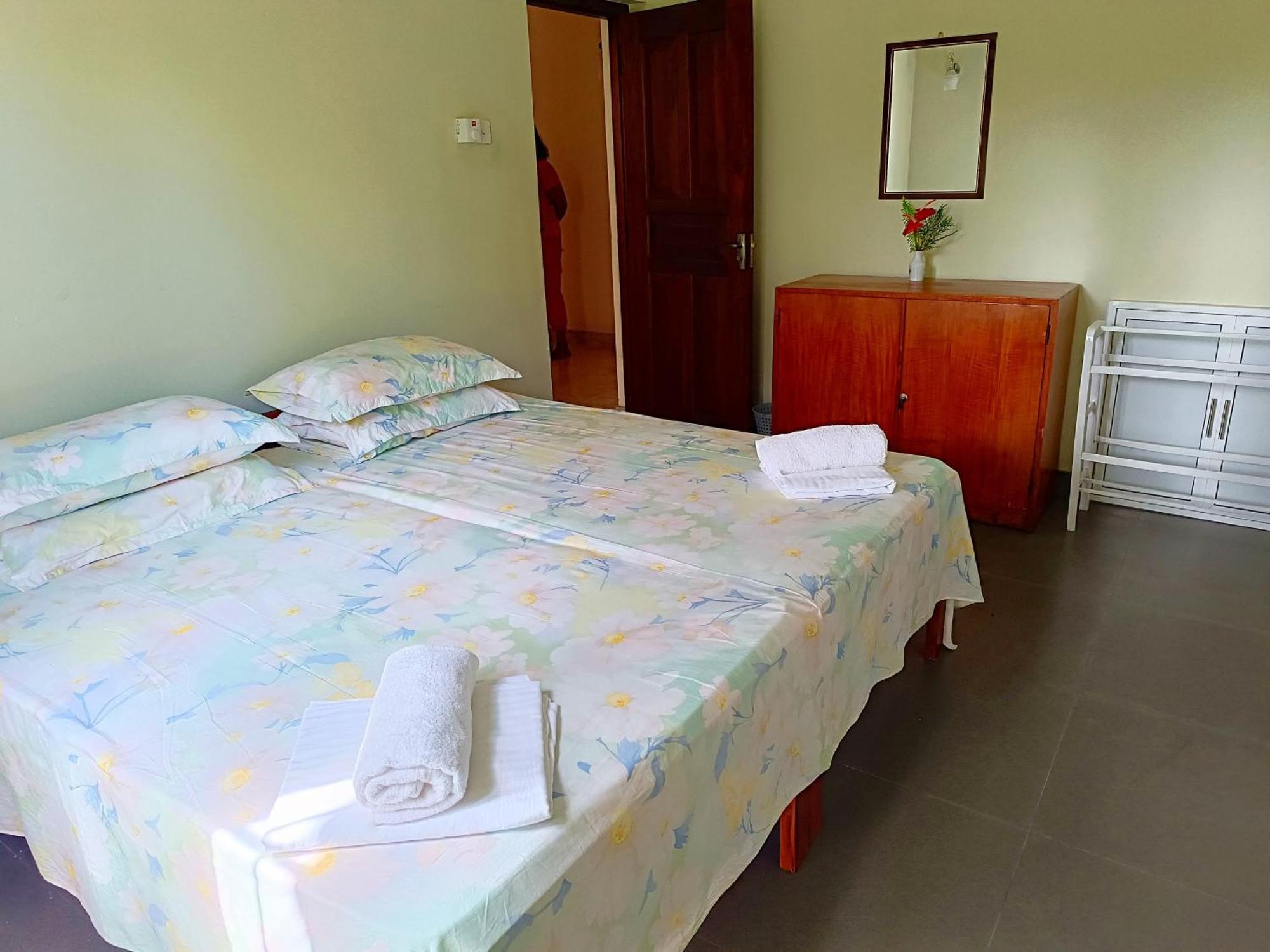 Shalom Apartment Peradeniya Luaran gambar